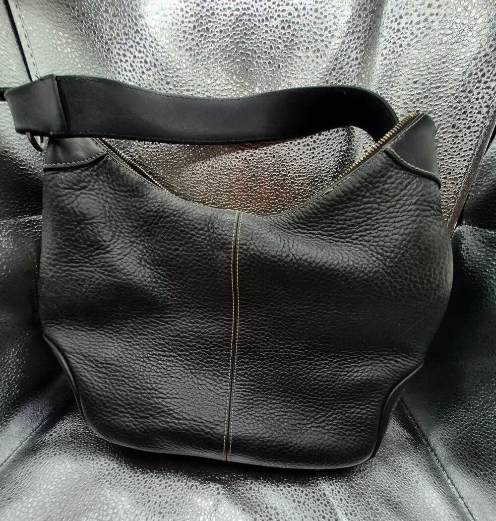 Dooney&Bourke - Picture 3 of 13